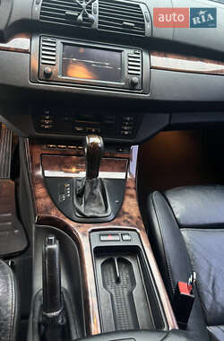 Внедорожник / Кроссовер BMW X5 2006 в 