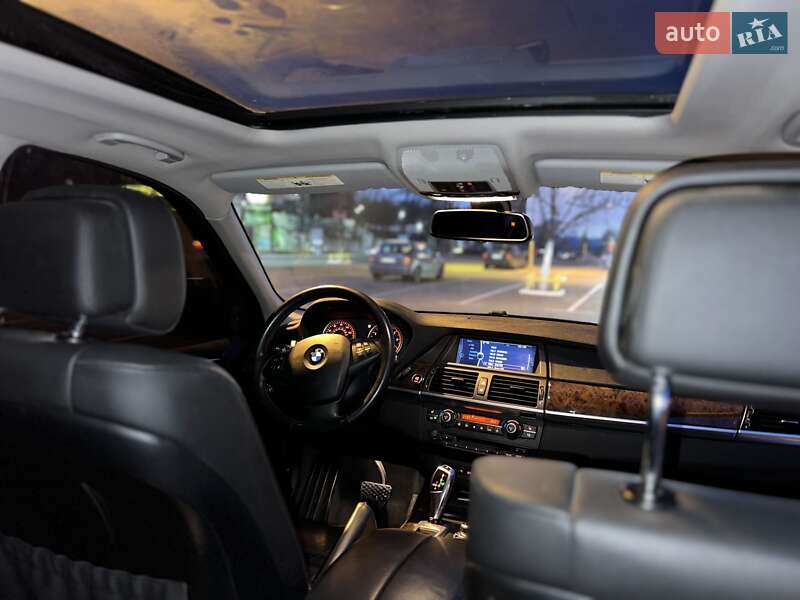 Позашляховик / Кросовер BMW X5 2013 в Києві