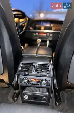 Позашляховик / Кросовер BMW X5 2013 в Києві