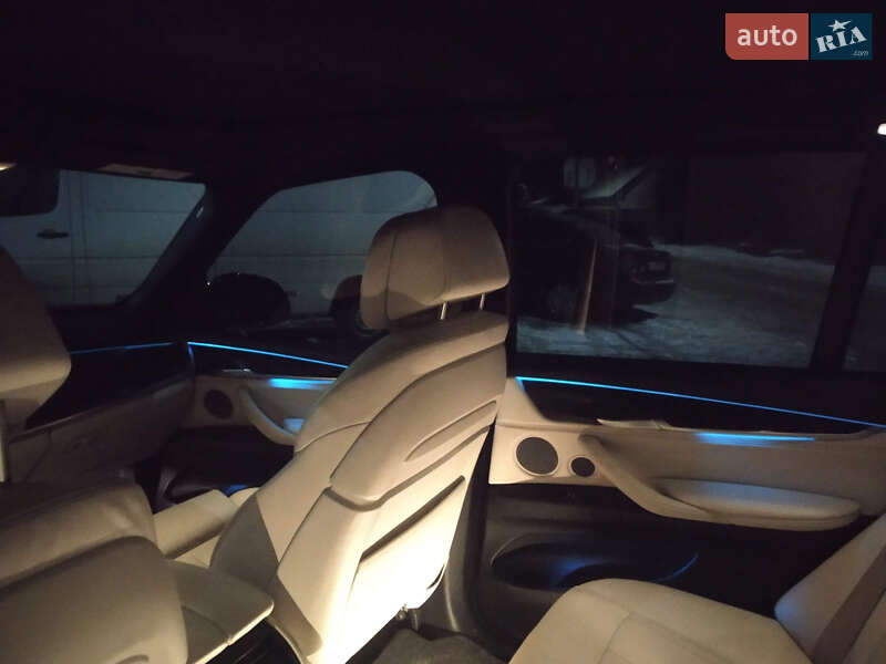 Позашляховик / Кросовер BMW X5 2015 в Коломиї