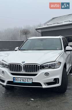 Позашляховик / Кросовер BMW X5 2017 в Львові