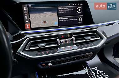 Внедорожник / Кроссовер BMW X5 2019 в 