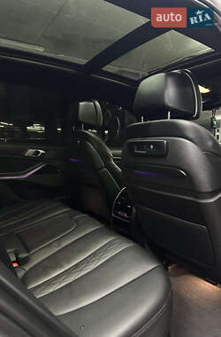 Внедорожник / Кроссовер BMW X5 2019 в 