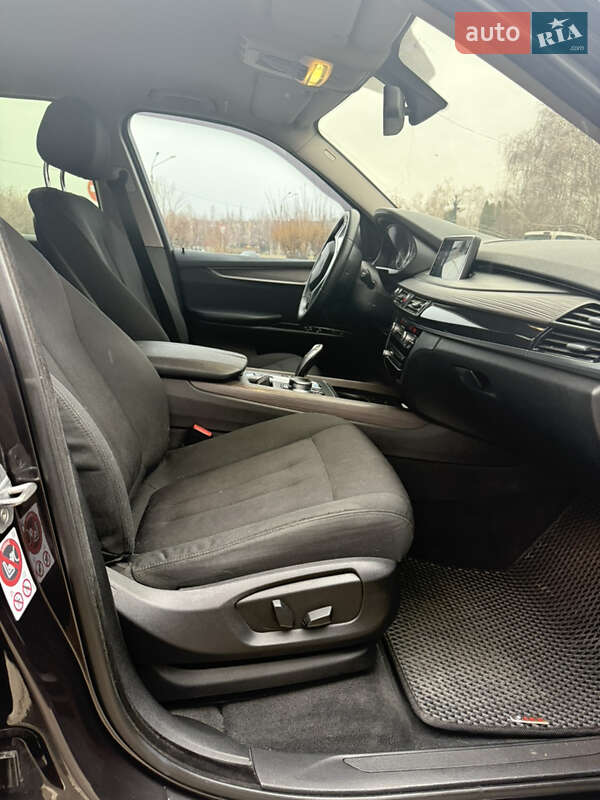 Внедорожник / Кроссовер BMW X5 2017 в Кривом Роге