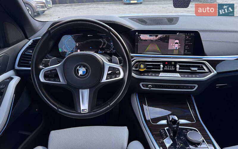 Позашляховик / Кросовер BMW X5 2022 в Чернівцях