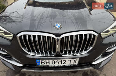 Внедорожник / Кроссовер BMW X5 2019 в 