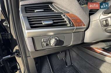 Внедорожник / Кроссовер BMW X5 2011 в 