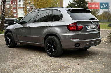Позашляховик / Кросовер BMW X5 2011 в 