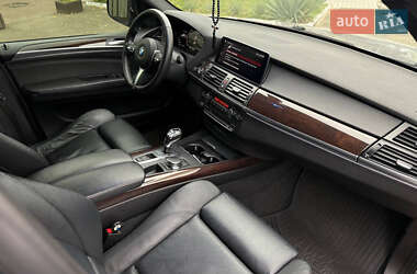 Позашляховик / Кросовер BMW X5 2011 в 