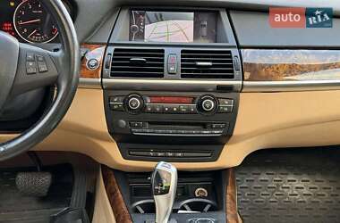 BMW X5 2010 BMW X5 2010