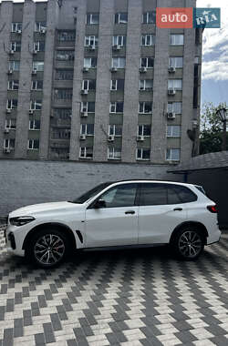 Внедорожник / Кроссовер BMW X5 2023 в 