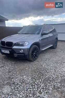 Внедорожник / Кроссовер BMW X5 2010 в Хмельницком