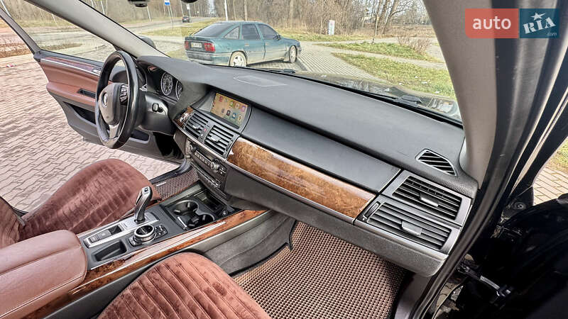 Внедорожник / Кроссовер BMW X5 2012 в Львове