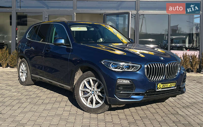 Позашляховик / Кросовер BMW X5 2019 в Мукачевому