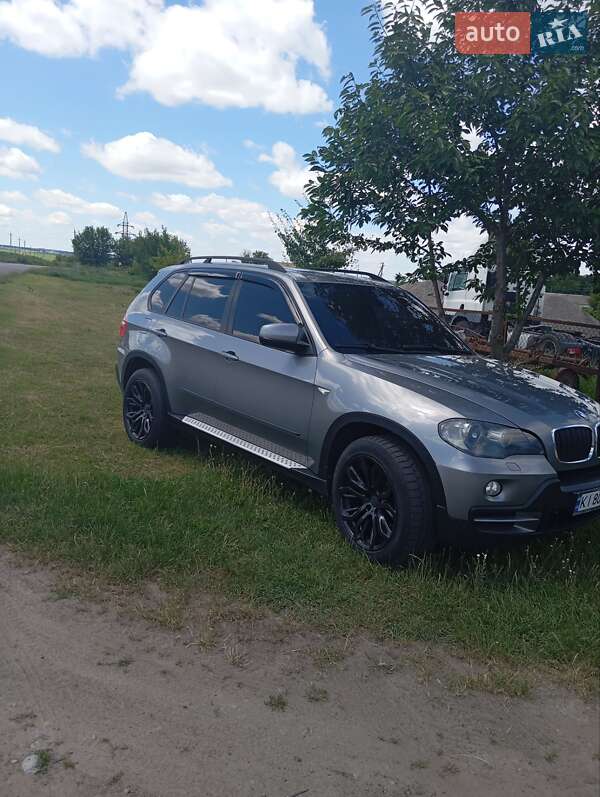 Внедорожник / Кроссовер BMW X5 2007 в Оратове
