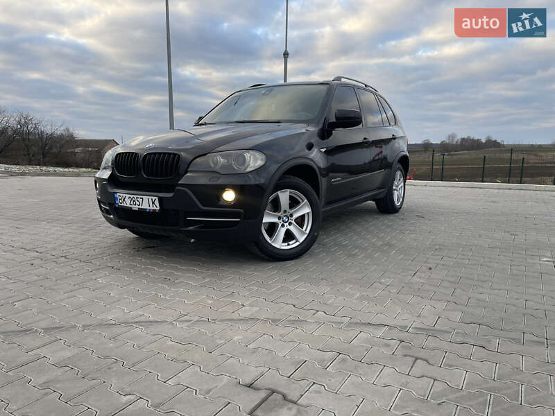 Позашляховик / Кросовер BMW X5 2009 в Горохові