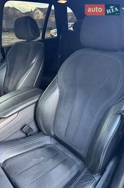 Позашляховик / Кросовер BMW X5 2016 в 
