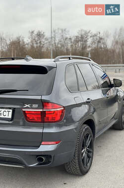 Позашляховик / Кросовер BMW X5 2011 в 