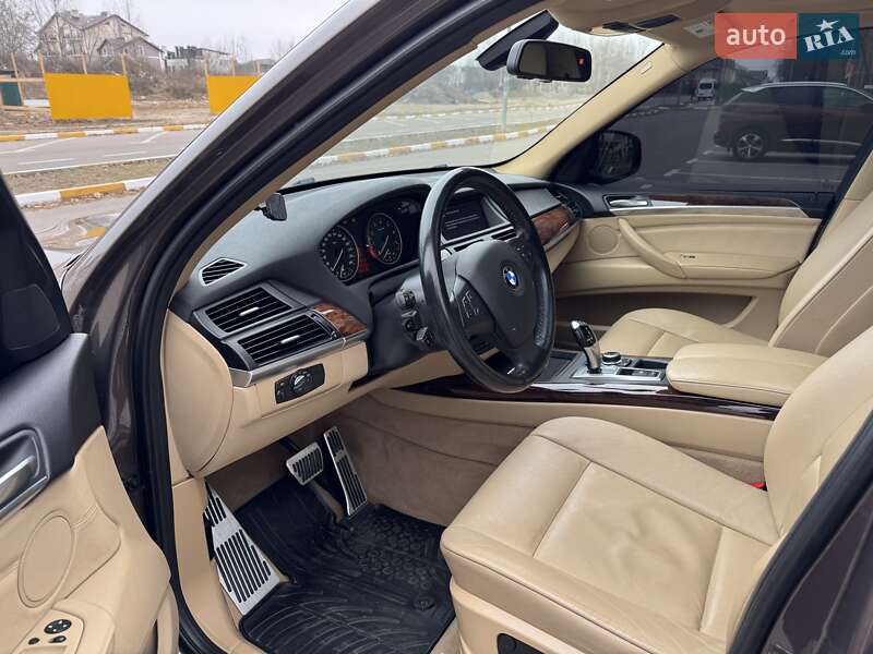 Позашляховик / Кросовер BMW X5 2013 в Петропавлівській Борщагівці