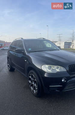 Позашляховик / Кросовер BMW X5 2010 в Чернівцях