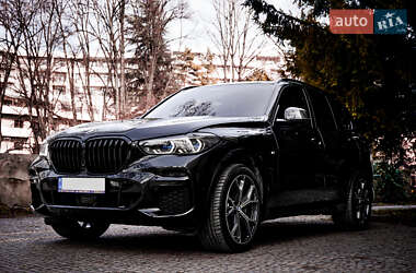 Внедорожник / Кроссовер BMW X5 2022 в Виноградове