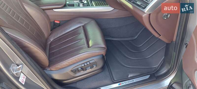 Внедорожник / Кроссовер BMW X5 2017 в Умани