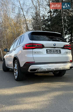 Внедорожник / Кроссовер BMW X5 2021 в Киеве