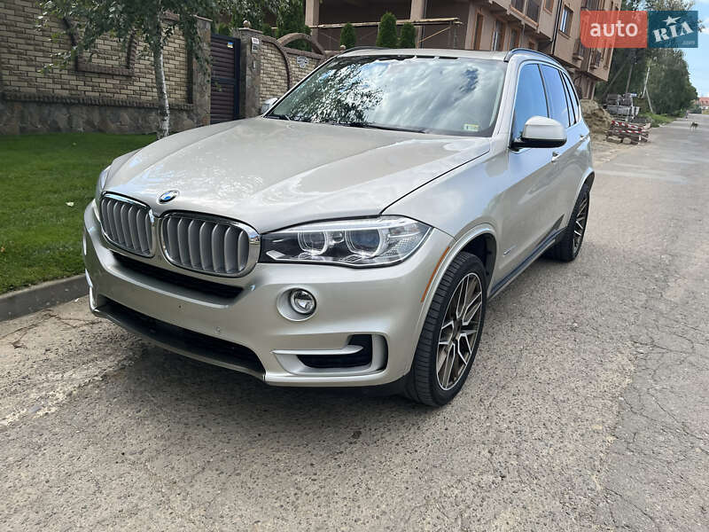 Внедорожник / Кроссовер BMW X5 2015 в 