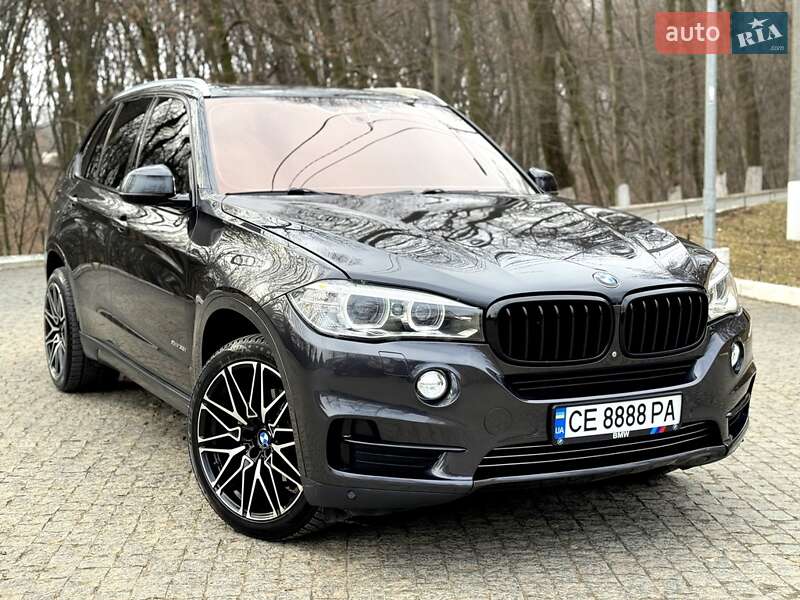 Позашляховик / Кросовер BMW X5 2014 в Чернівцях