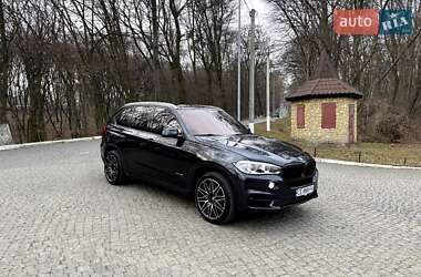 Позашляховик / Кросовер BMW X5 2014 в Чернівцях