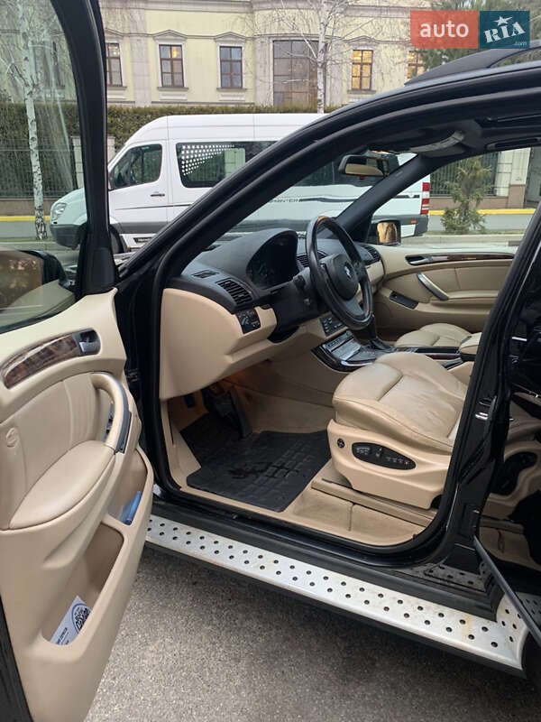 Позашляховик / Кросовер BMW X5 2004 в Києві