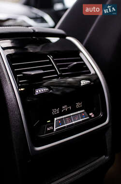 Внедорожник / Кроссовер BMW X5 2020 в 