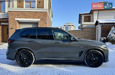 Позашляховик / Кросовер BMW X5 2024 в Дніпрі