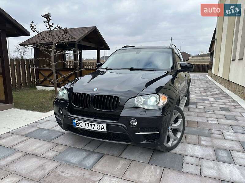 Позашляховик / Кросовер BMW X5 2010 в Львові