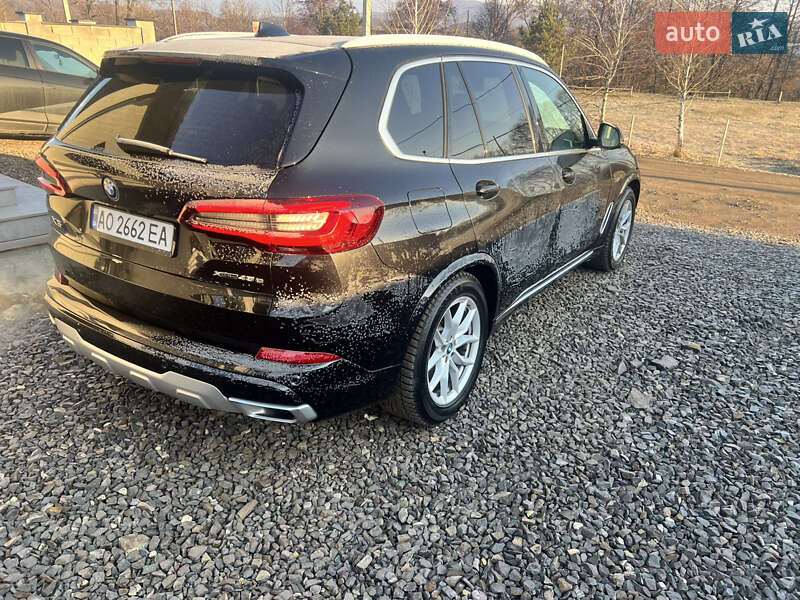 Внедорожник / Кроссовер BMW X5 2022 в Иршаве