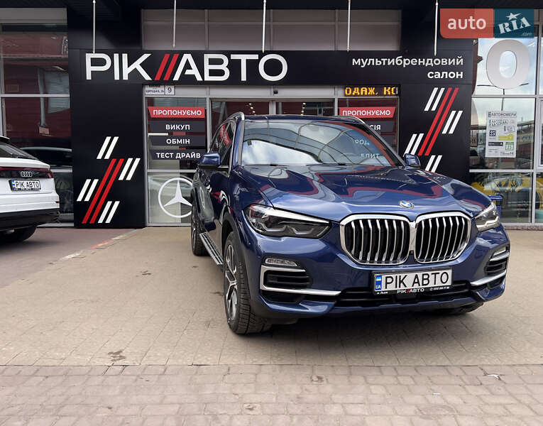Внедорожник / Кроссовер BMW X5 2020 в 
