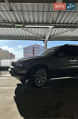 Внедорожник / Кроссовер BMW X5 2003 в 