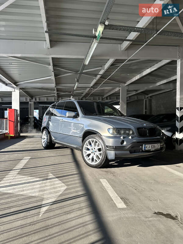 Внедорожник / Кроссовер BMW X5 2003 в 