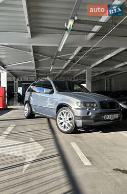 Внедорожник / Кроссовер BMW X5 2003 в 