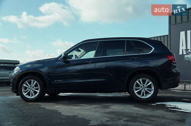 Позашляховик / Кросовер BMW X5 2015 в 