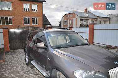 Внедорожник / Кроссовер BMW X5 2011 в 