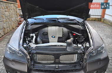 Внедорожник / Кроссовер BMW X5 2011 в 