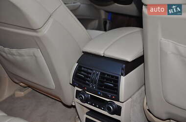 Внедорожник / Кроссовер BMW X5 2011 в 