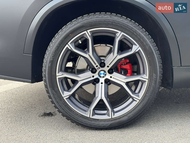 Внедорожник / Кроссовер BMW X5 2022 в Киеве