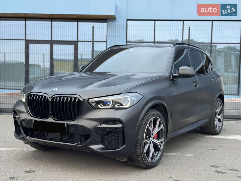 Внедорожник / Кроссовер BMW X5 2022 в Киеве