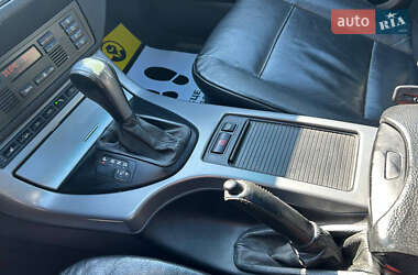 Внедорожник / Кроссовер BMW X5 2004 в 