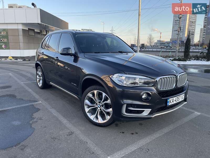 Внедорожник / Кроссовер BMW X5 2015 в Киеве