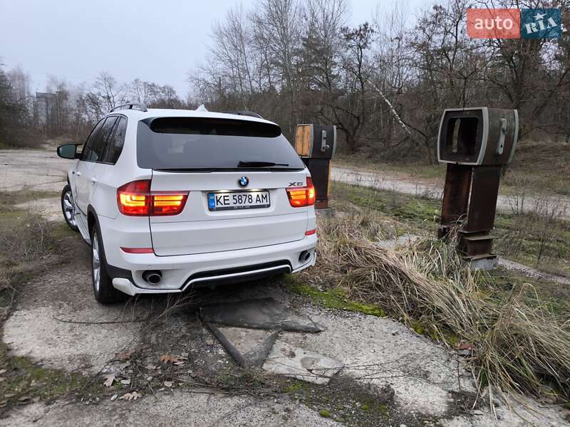 Позашляховик / Кросовер BMW X5 2013 в Дніпрі