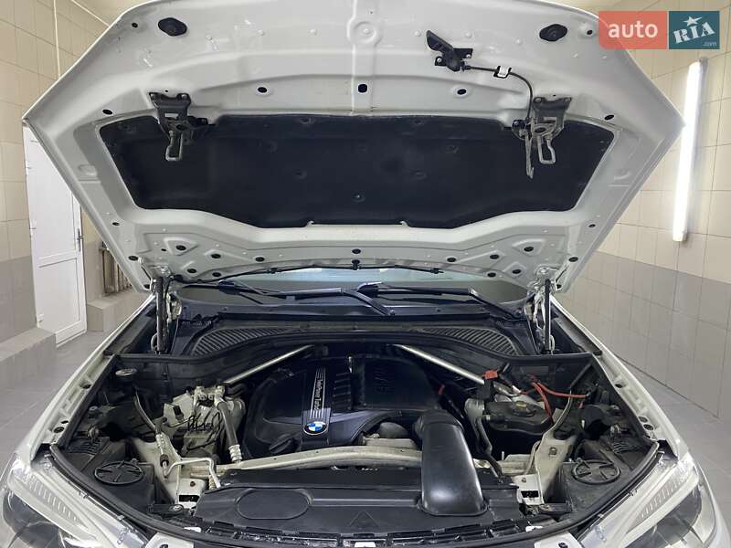 Внедорожник / Кроссовер BMW X5 2014 в Умани