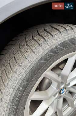 Позашляховик / Кросовер BMW X5 2021 в 